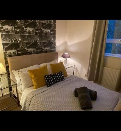 Cosy In Apartment *